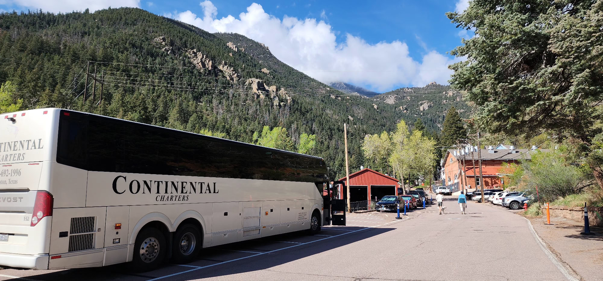 Long distance and cross-country charter bus travel